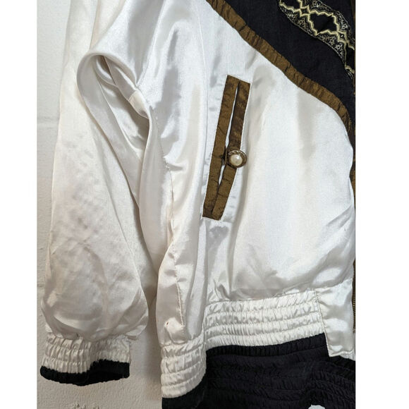 Vintage 1980's Embroidered Windbreaker Bomber Style Gallery Sport Jacket Large - Picture 2 of 9